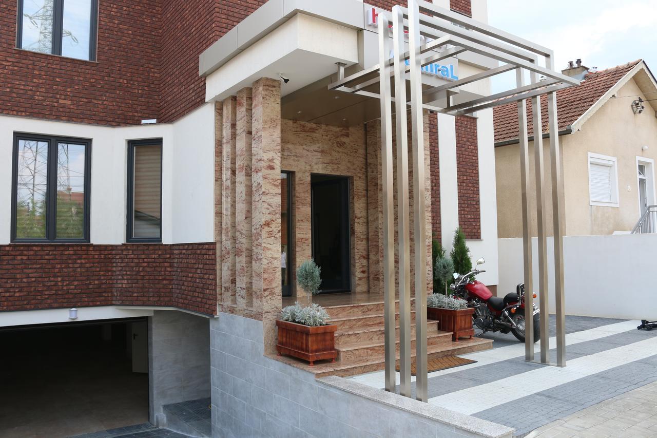 Hotel Admiral Prizren Exterior foto