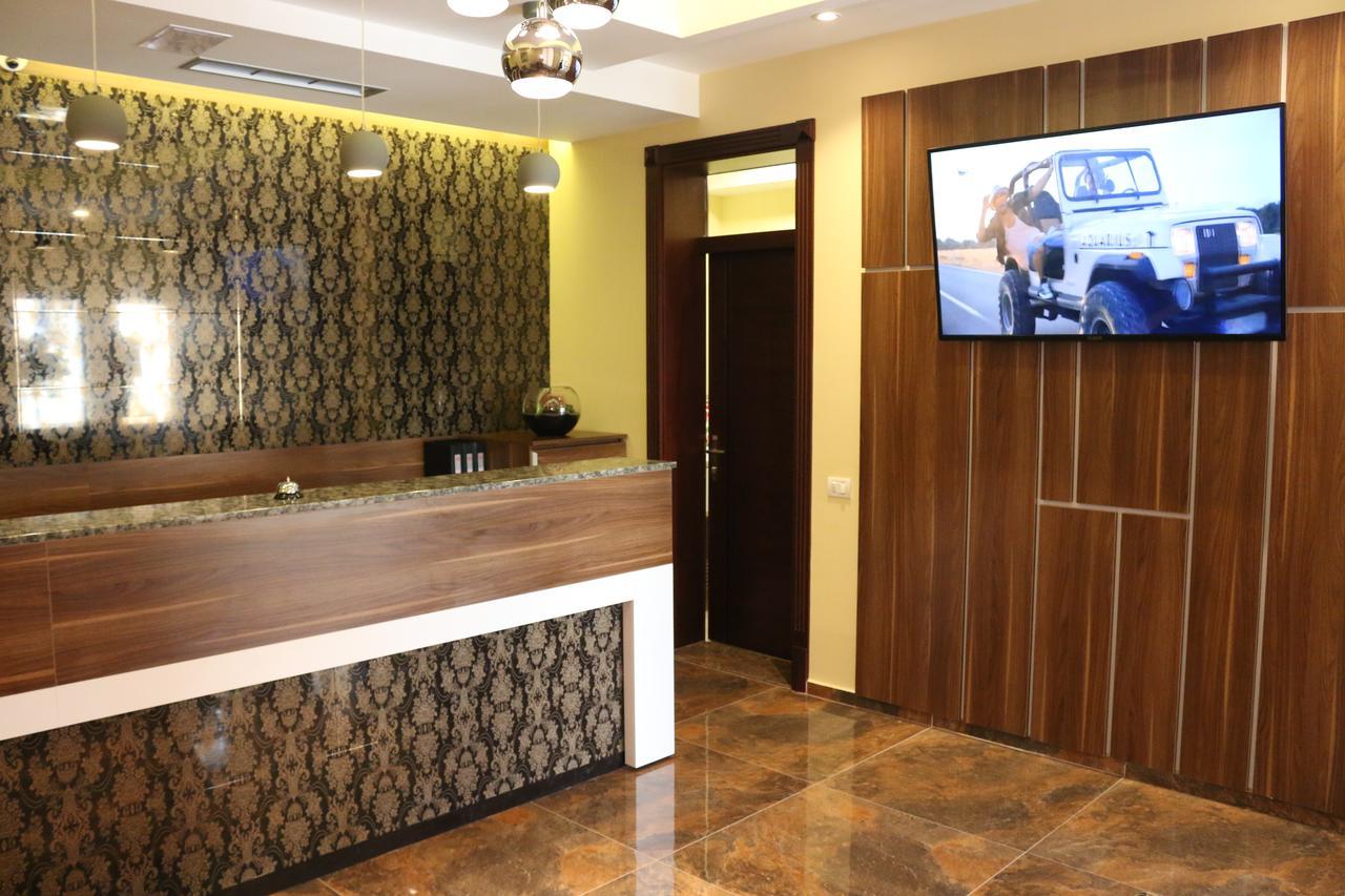 Hotel Admiral Prizren Exterior foto